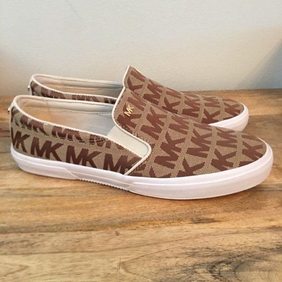 NWOB Michael Kors Slide-On Sneakers - Picture 2 of 7
